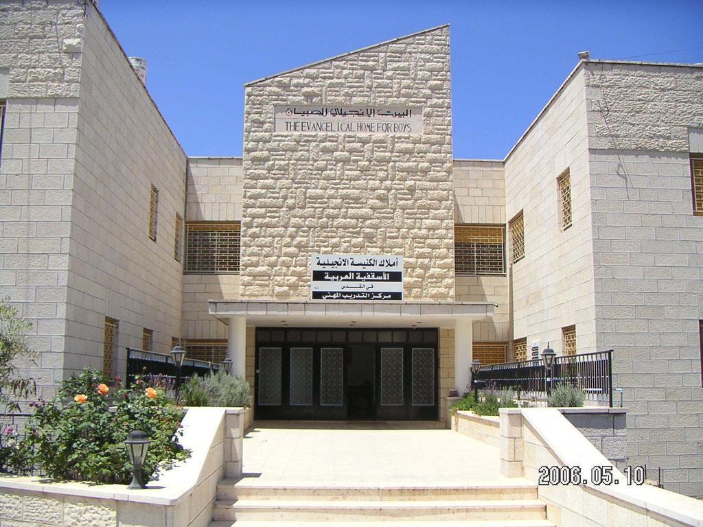 St Andrew'S Guesthouse - Ramallah Eksteriør bilde